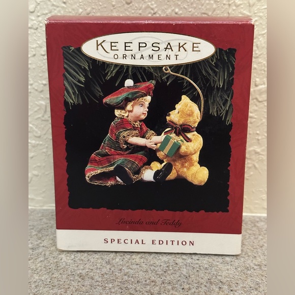 Lucinda & Teddy Ornament - Picture 3 of 4